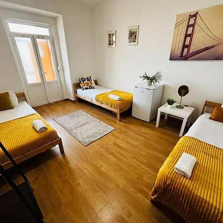 Hostal High Standard In Marques Do Pombal *