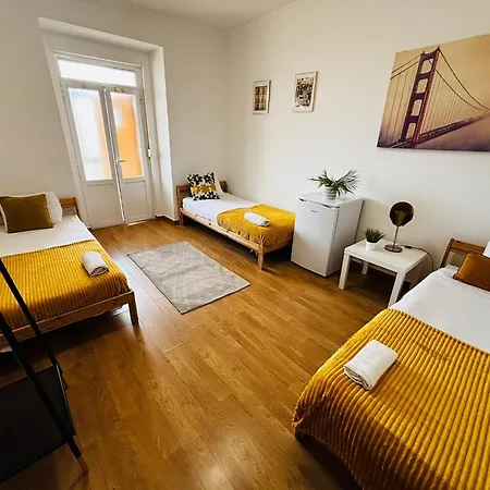 High Standard In Marques Do Pombal Hostel Lisboa